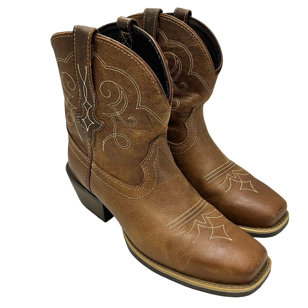 Justin boots size 7.5B, Square toe boots